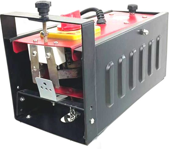 Automatic Debeaker Machine